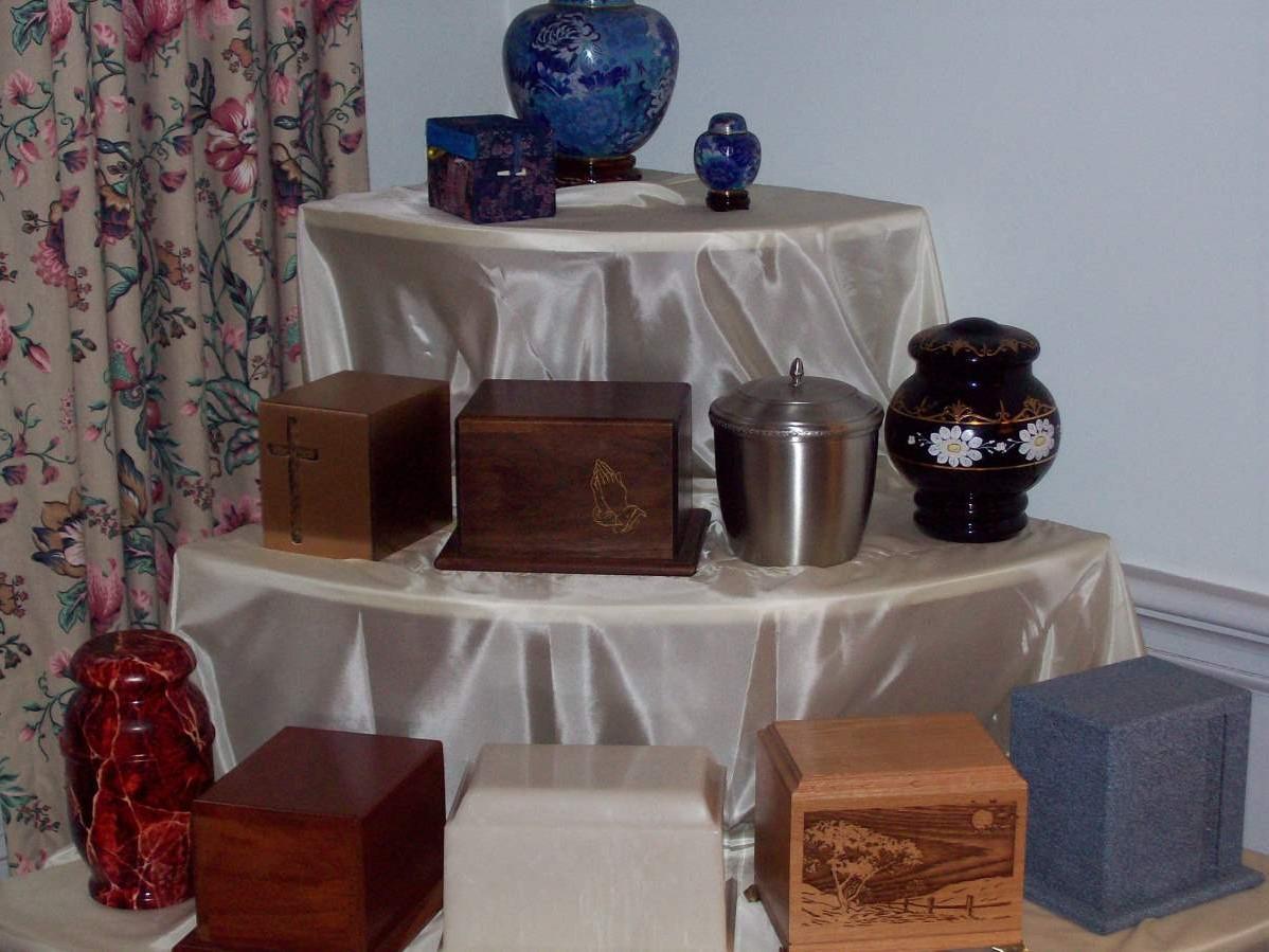 Henderson Funeral Home Let our family serve yours. Brookneal, VA