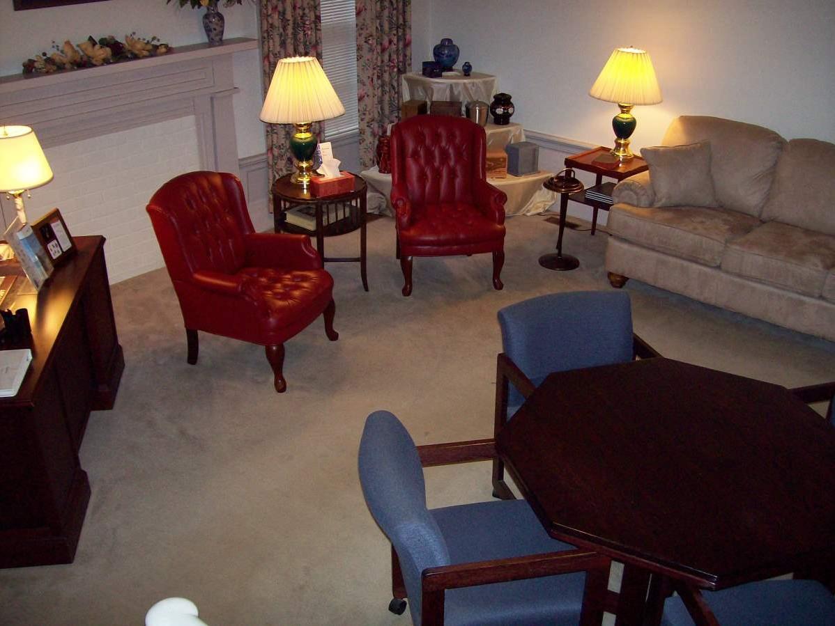 Henderson Funeral Home Let our family serve yours. Brookneal, VA